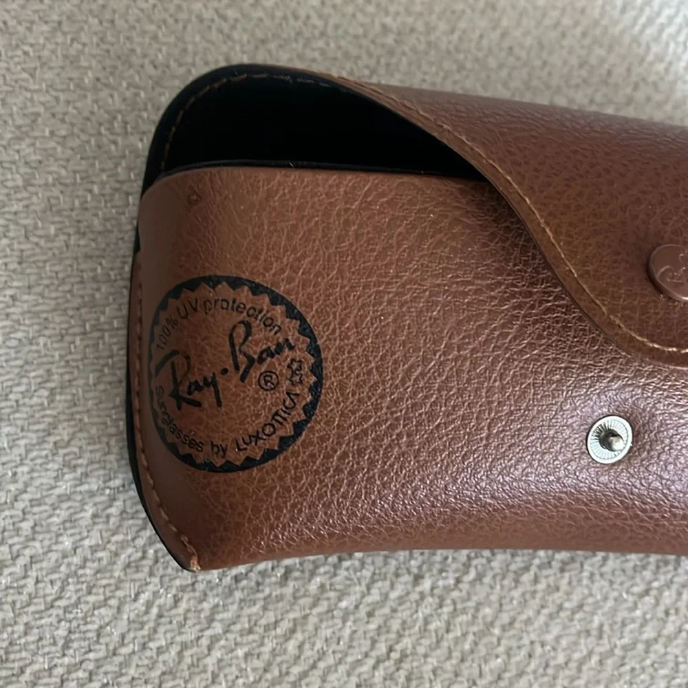 Ray ban Leather Pouch Universal Soft Sunglasses Case Only -Brown